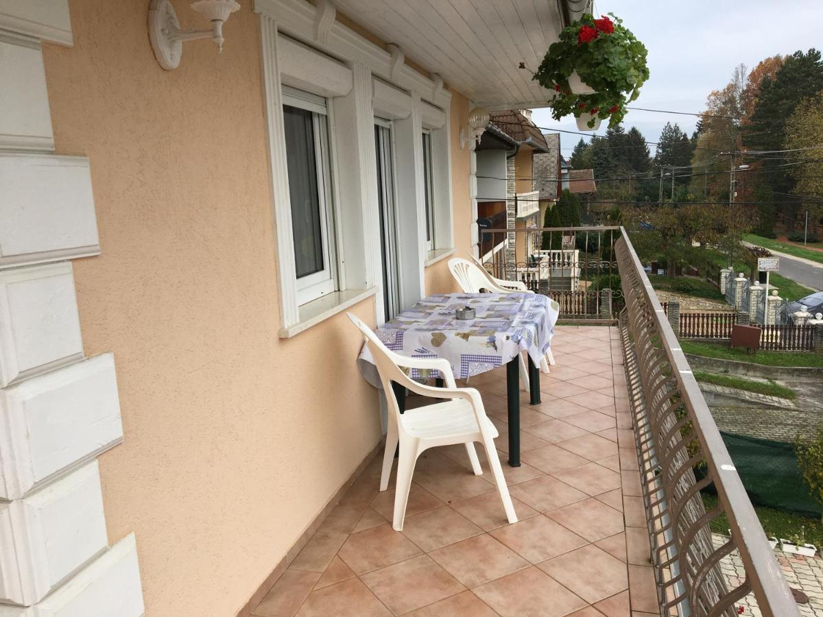 Central Apartments Zalakaros Εξωτερικό φωτογραφία